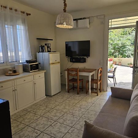 Apartments Margarita Kaizer Bridge Achilleion Экстерьер фото