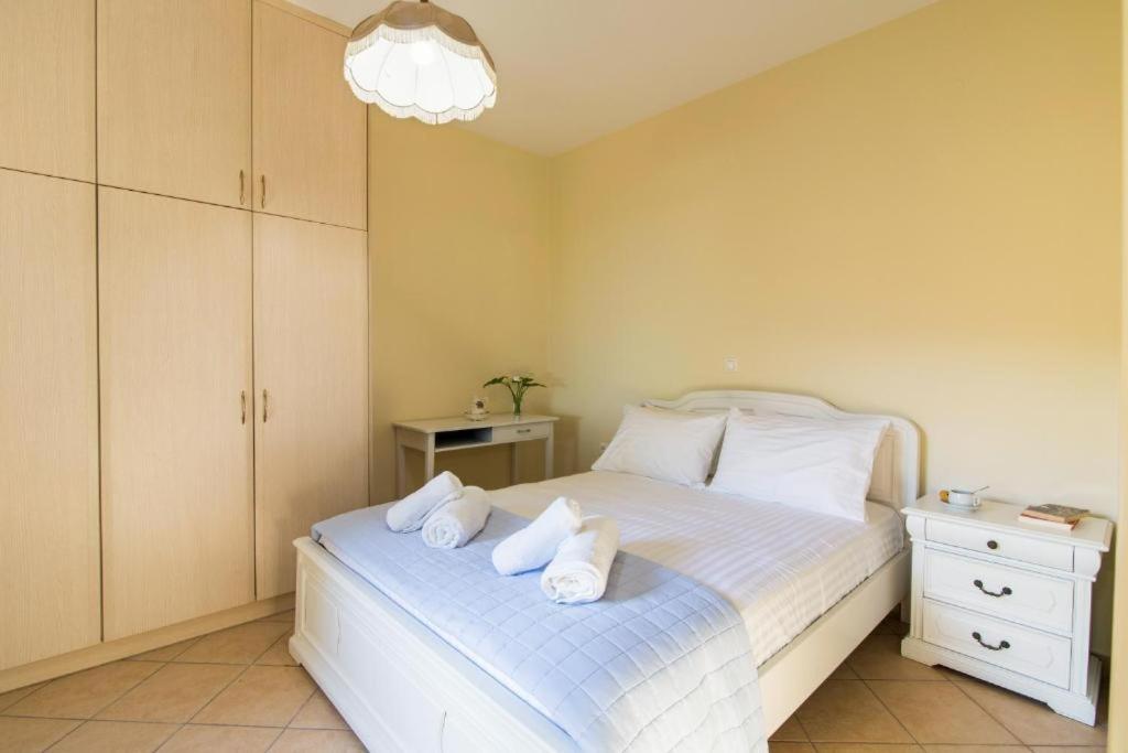 Apartments Margarita Kaizer Bridge Achilleion Экстерьер фото